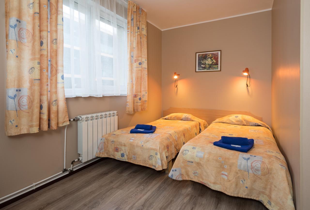 Hotelli Lillekuela 2*